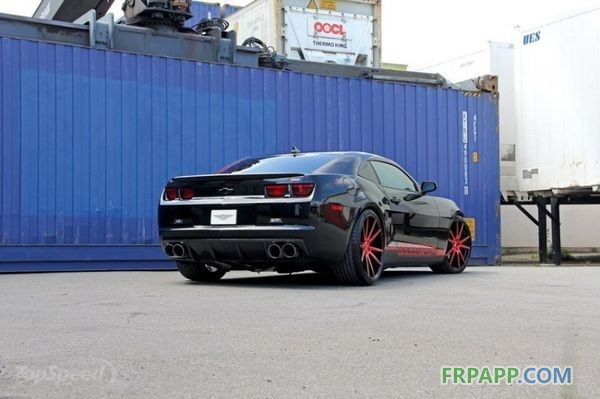 加入碳纖維元素 賞暴力黑蜂雪佛蘭科邁羅 加入碳纖維元素 賞暴力黑蜂雪佛蘭科邁羅