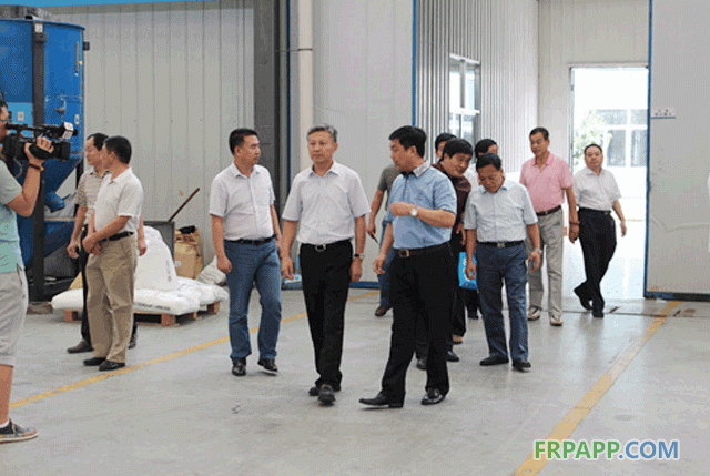 河北任丘市政府領(lǐng)導及業(yè)界同行蒞臨兗州創(chuàng)佳玻纖參觀考察-復合材料應用網(wǎng)FRPAPP.COM