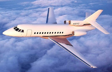 獵鷹900是三發(fā)配備的渦扇私人飛機