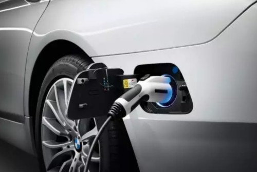 BMW多款新能源車型亮相中國國際工業博覽會