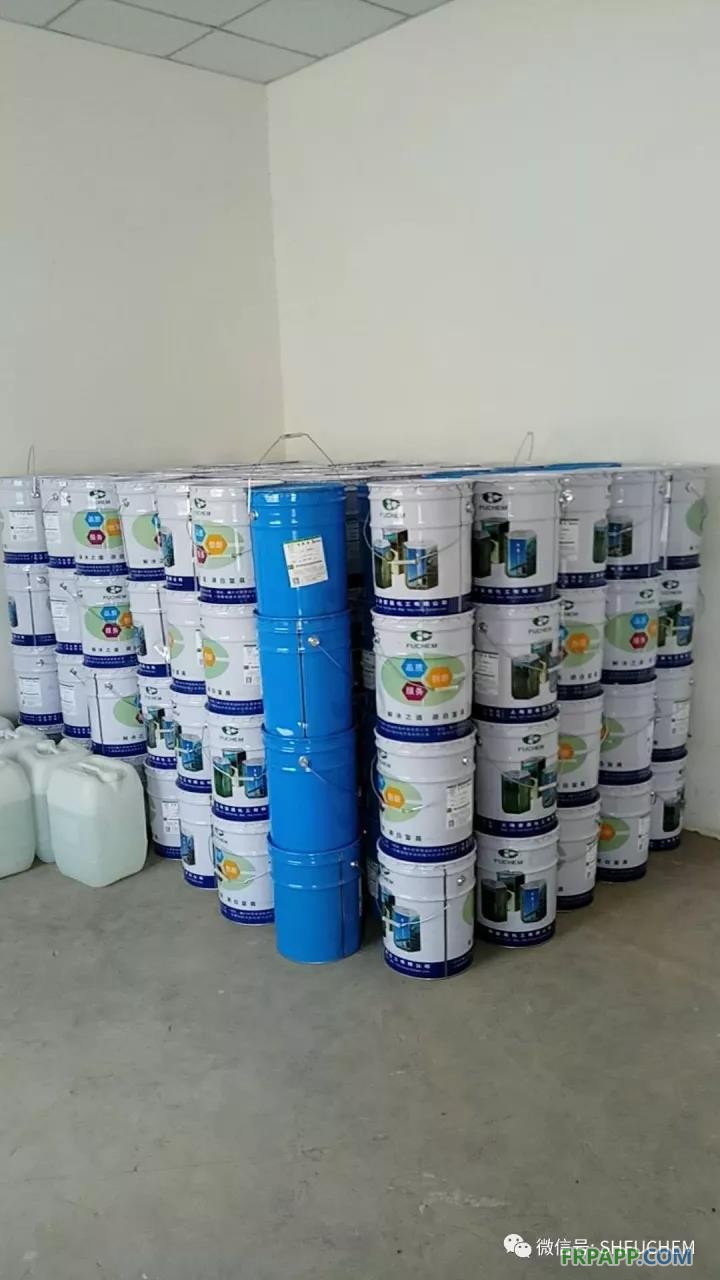 近年來,河北、河南、安徽、江蘇等地不少不法企業假冒上海富晨公司的品牌、商標,令用戶苦不堪言。作為國內玻璃鱗片膠泥的領導品牌企業,上海富晨公司深受其害。